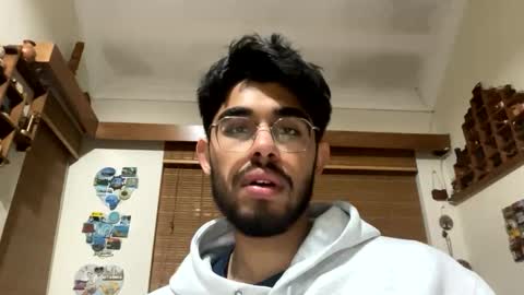 evansjacob online show from October 2025 09:00:02 PM