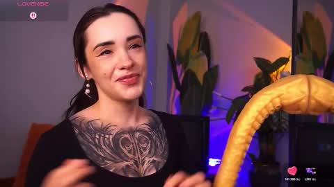 Snapshot of evarabbit chatting on March 2026 02:06:02 AM Eva online show from March 2026 02:06:02 AM