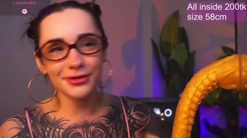 Snapshot of evarabbit chatting on March 2026 02:11:02 AM Eva online show from March 2026 02:11:02 AM