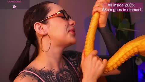 Snapshot of evarabbit chatting on April 2026 02:12:02 AM Eva online show from April 2026 02:12:02 AM