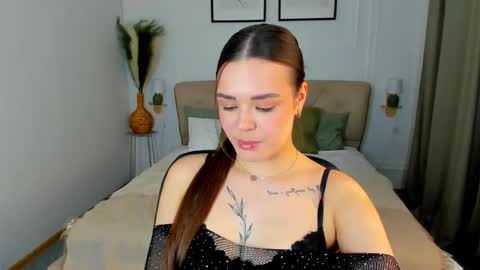 Snapshot of evaraider chatting on April 2026 01:03:01 PM Eva online show from April 2026 01:03:01 PM