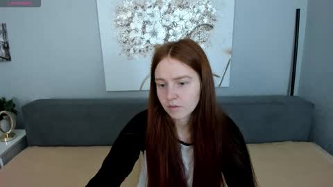 Adelina online show from November 2025 06:12:02 AM