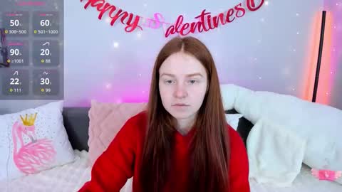 Snapshot of evarey_ chatting on February 2026 06:09:02 AM Adelina online show from February 2026 06:09:02 AM