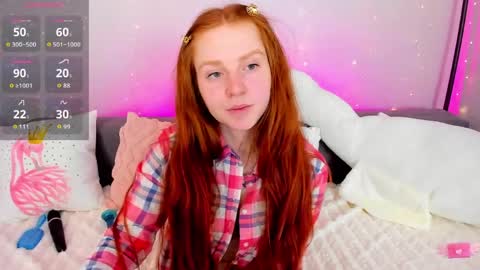Snapshot of evarey_ chatting on April 2026 06:19:01 AM Adelina online show from April 2026 06:19:01 AM