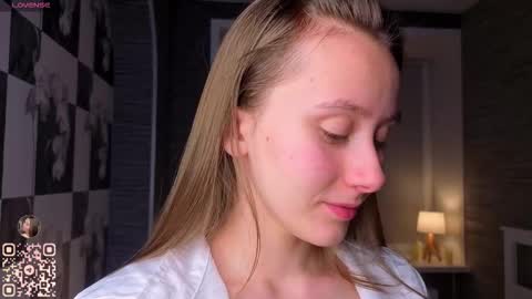 Eva online show from December 2025 07:09:01 PM