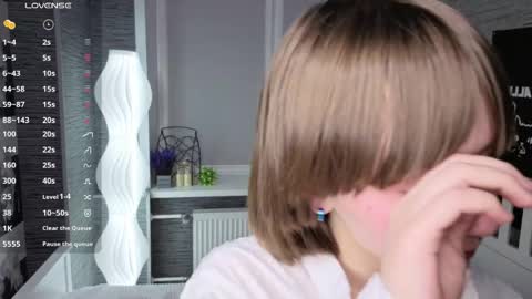 Eva online show from April 2026 07:25:02 PM