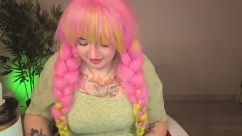 Snapshot of evathewitcher chatting on June 2026 09:03:02 AM EvaTheWitcher online show from June 2026 09:03:02 AM