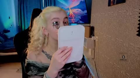Snapshot of evavibe chatting on May 2026 11:17:01 AM evavibe online show from May 2026 11:17:01 AM