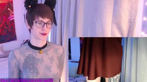 Vivi online show from November 2025 09:04:01 PM