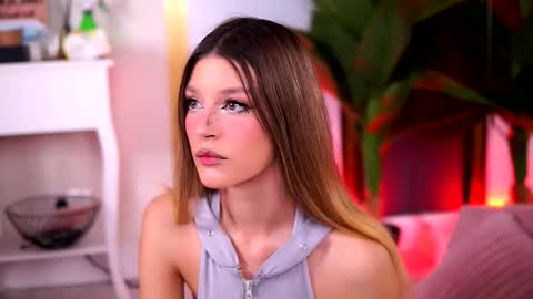 Carolina online show from October 2025 10:25:01 AM