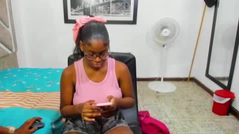 Eva And Emmanuel online show from February 2026 01:51:01 PM