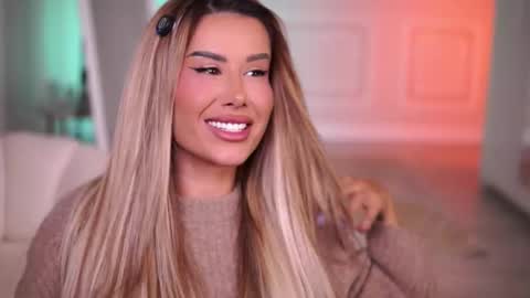 Eva online show from November 2025 10:58:02 PM