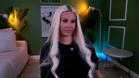 Eva online show from April 2026 10:21:02 PM