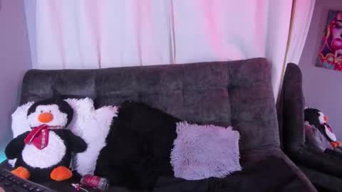 Snapshot of eve__queen chatting on November 2025 12:58:01 AM Eva Queen online show from November 2025 12:58:01 AM