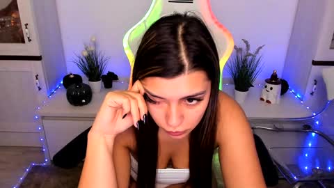 Snapshot of eveeevian chatting on December 2024 08:41:01 AM eveeevian online show from December 2024 08:41:01 AM