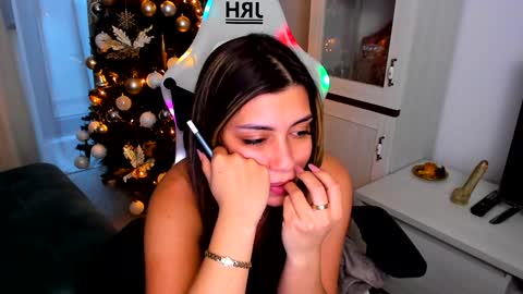 Snapshot of eveeevian chatting on January 2025 04:43:02 PM eveeevian online show from January 2025 04:43:02 PM