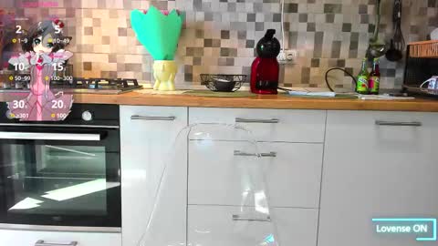 Snapshot of eveeevian chatting on October 2025 09:19:02 AM eveeevian online show from October 2025 09:19:02 AM