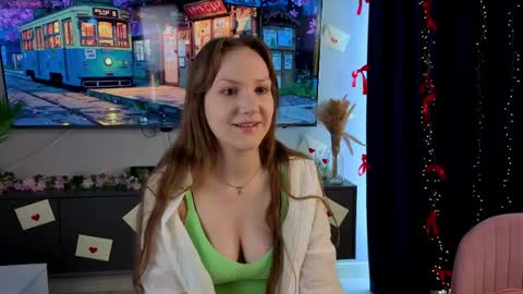 Snapshot of evegreenlee chatting on May 2026 06:18:01 AM evegreenlee online show from May 2026 06:18:01 AM