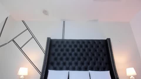 Evelin online show from September 2025 12:26:01 PM