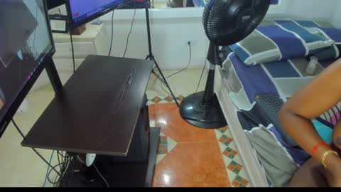 DAYANITA online show from January 2025 07:05:01 PM