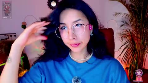 Snapshot of evelyn_chelle chatting on April 2026 12:45:02 AM Im Eve or Chelle Next Stream 191224 online show from April 2026 12:45:02 AM