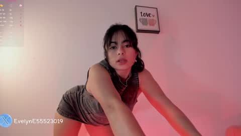 evelyn evelyn online show from January 2025 07:58:02 PM