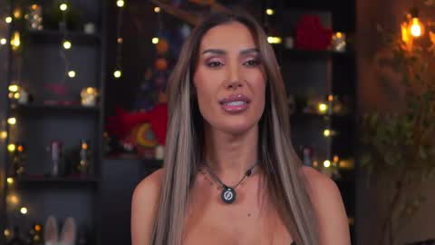 Evelyn online show from February 2026 07:12:02 PM