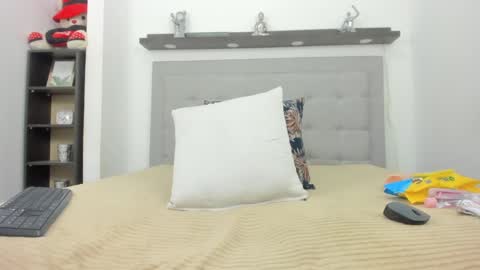 Snapshot of evelyn_morgan1 chatting on January 2025 10:01:01 PM evelyn_morgan1 online show from January 2025 10:01:01 PM