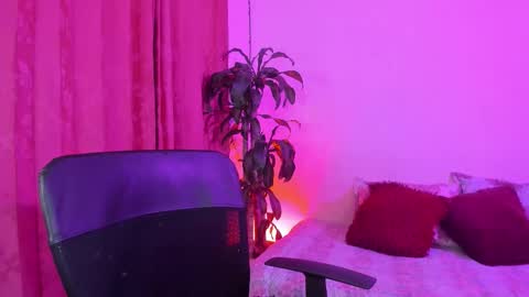 Snapshot of evelyn_sandoval chatting on March 2026 02:39:01 AM Evelyn Sandoval online show from March 2026 02:39:01 AM