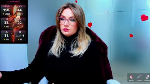 evelyne_rose online show from January 2025 06:11:01 AM