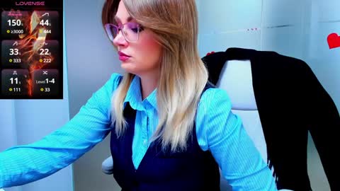 evelyne_rose online show from January 2025 06:35:01 AM