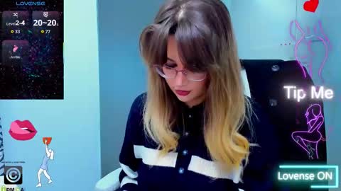 evelyne_rose online show from October 2025 05:08:02 AM