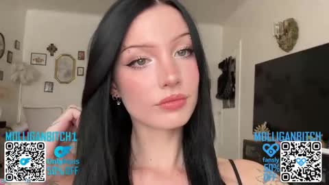 Snapshot of evelynforever chatting on April 2026 09:15:01 PM Evelyn online show from April 2026 09:15:01 PM