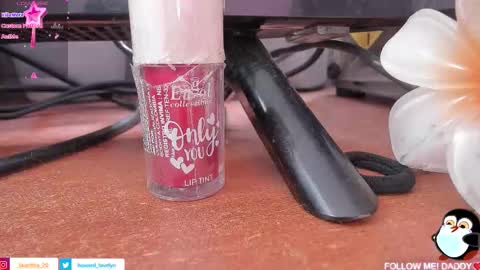 LAURA SOFIA  INDEPENDENT MODEL FOLLOW ME NOW ALMOST 10000 FOLLOWERS online show from October 2025 06:06:01 PM