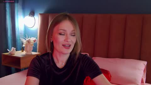 Evelyn online show from February 2026 01:45:01 AM