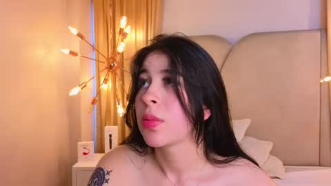 EvelynRosess online show from December 2024 07:57:01 PM