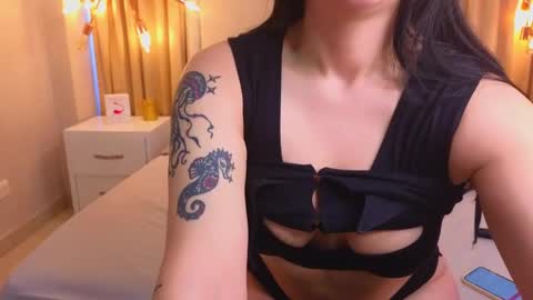 EvelynRosess online show from December 2024 07:59:02 PM