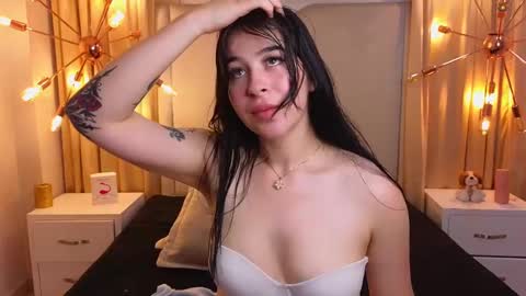 EvelynRosess online show from January 2025 11:27:02 PM