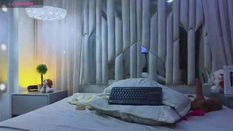 EvelynRosess online show from February 2025 02:29:01 AM