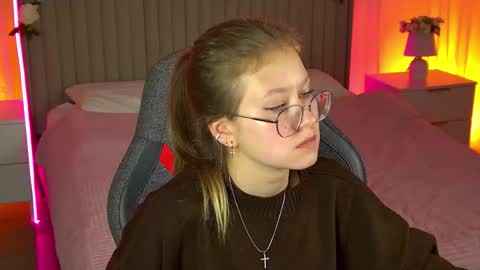 Snapshot of evemundie chatting on October 2025 01:34:01 PM Eve online show from October 2025 01:34:01 PM