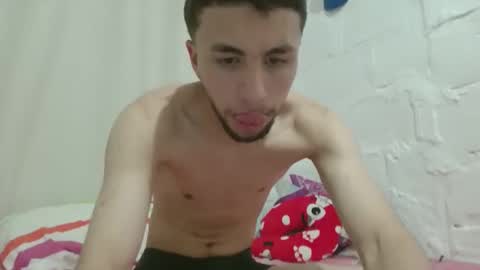 Snapshot of ever175 chatting on April 2026 04:15:02 AM ever175 online show from April 2026 04:15:02 AM