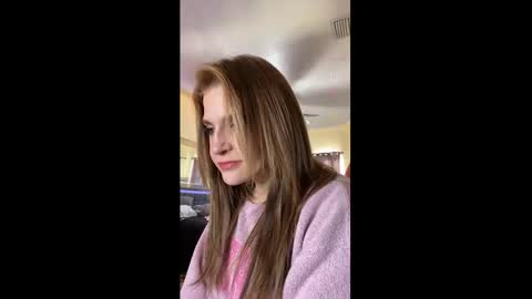 Snapshot of everleighlux chatting on March 2026 01:37:02 PM Aly online show from March 2026 01:37:02 PM