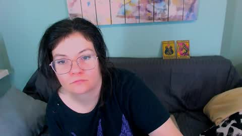 Everly online show from March 2026 04:23:01 PM