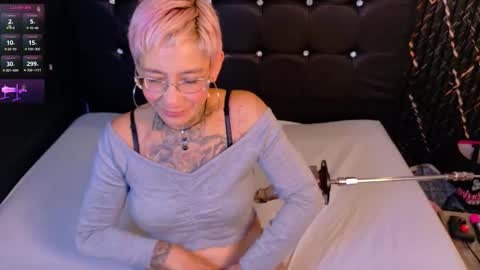Snapshot of everlyn_sexx chatting on March 2026 12:31:01 PM everlyn_sexx online show from March 2026 12:31:01 PM