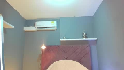 Snapshot of everyh chatting on September 2025 07:41:01 PM Sophia online show from September 2025 07:41:01 PM