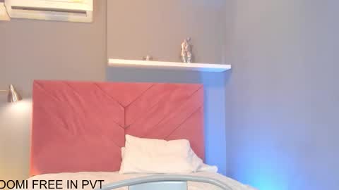 Sophia online show from November 2025 05:41:01 PM