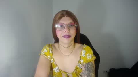Snapshot of evi_kitty chatting on August 2026 06:33:02 PM Evi online show from August 2026 06:33:02 PM