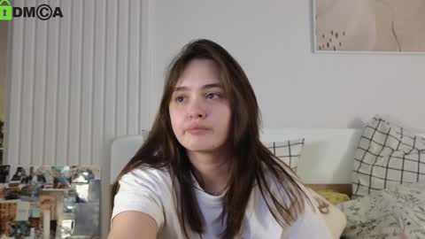 Snapshot of evi_woow chatting on December 2024 11:06:02 PM evi_woow online show from December 2024 11:06:02 PM