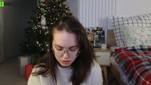 Snapshot of evi_woow chatting on January 2025 09:46:02 PM evi_woow online show from January 2025 09:46:02 PM