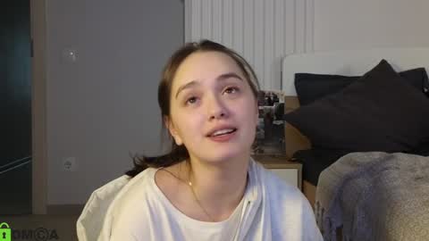 Snapshot of evi_woow chatting on February 2025 11:32:01 PM evi_woow online show from February 2025 11:32:01 PM